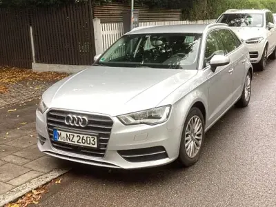 Gebraucht Audi A3 Ambiente 150 PS (110 kW) 2013 Silber Limousine