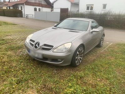 Silber Gebraucht 2004 Mercedes SLK200 Cabrio | 9.995 €