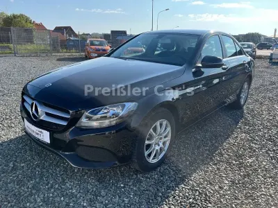 Gebraucht Mercedes C180 116 PS (85 kW) 2017 Schwarz Limousine