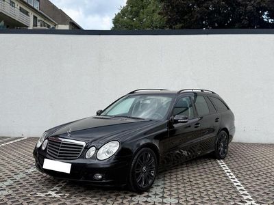 Mercedes E320