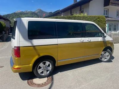 Używany VW T6 Generation Six 150 KM (110 kW) 2018 Złoty Van
