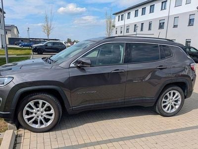 Second-hand Jeep Compass Limited 150 CP (110 kW) 2021 Gri SUV