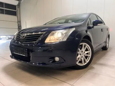 Gebraucht Toyota Avensis Edition 150 PS (110 kW) 2010 Blau Limousine