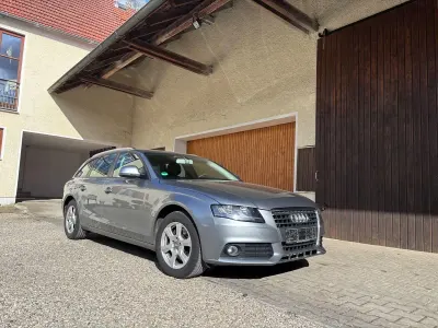 Używany Audi A4 Attraction 143 KM (105 kW) 2009 Szary Kombi