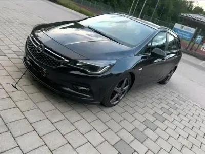 Gebraucht Opel Astra 95 PS (69 kW) 2016 Schwarz Kombi