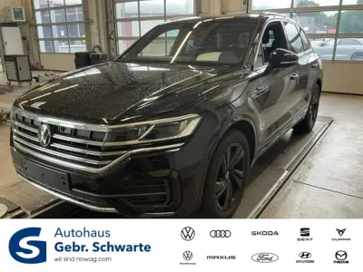 Gebraucht VW Touareg Elegance 231 PS (169 kW) 2023 Schwarz SUV