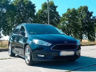 Gebraucht Ford Focus Business Edition 101 PS (74 kW) 2015 Schwarz Limousine