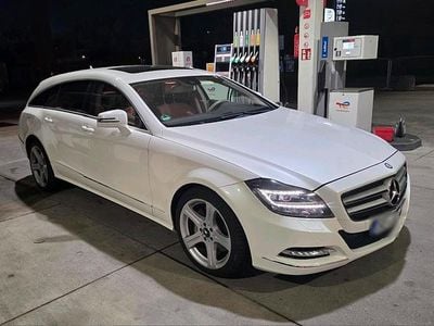 Begagnad Mercedes CLS350 Sport 265 HK (194 kW) 2013 Vit Kombi