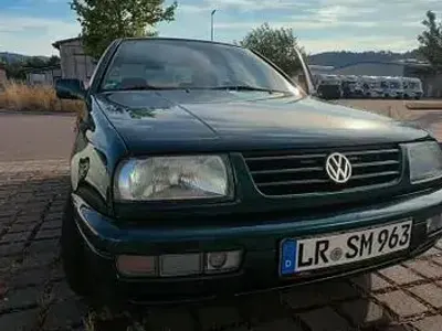 Gebraucht VW Jetta 90 PS (66 kW) 1995 Grün Limousine