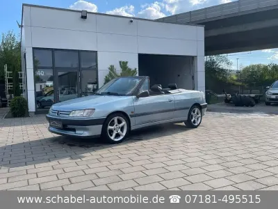 Gebraucht Peugeot 306 Cabriolet 101 PS (74 kW) 1995 Silber Cabrio