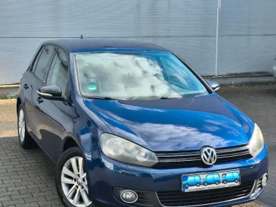 Gebraucht VW Golf VI Style 105 PS (77 kW) 2011 Blau Kleinwagen