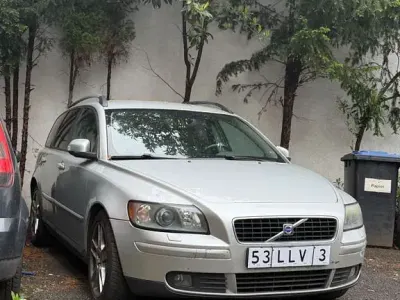Używany Volvo V50 179 KM (131 kW) 2006 Szary Kombi