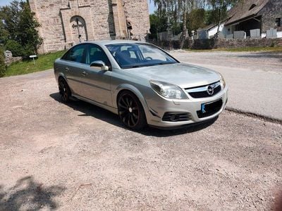 Usata Opel Vectra GTS Sport 230 CV (169 kW) 2005 Argento Berlina