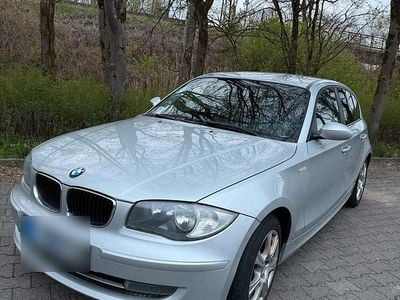 Usata BMW 118 143 CV (105 kW) 2007 Argento Utilitaria