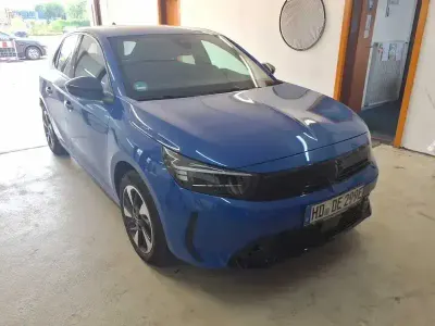 Gebraucht Opel Corsa-e 114 kW (156 PS) 2025 Blau lackierung voltaic blue met/typ aus (metallic) Kleinwagen