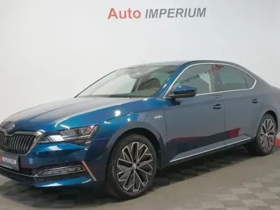 Gebraucht Skoda Superb LAURIN & KLEMENT 200 PS (147 kW) 2022 Blau Limousine