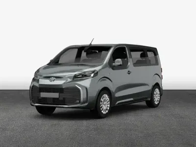 Gebraucht Toyota Proace Verso Team 177 PS (130 kW) 2025 Titanium grey metallic Kombi
