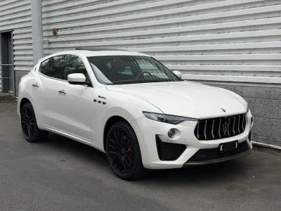 Gebraucht Maserati Levante 430 PS (316 kW) 2023 Weiß SUV