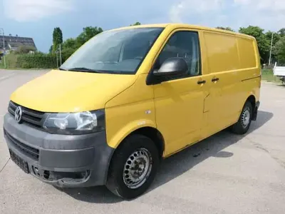Gebraucht VW T5 84 PS (61 kW) 2011 Ginstergelb r1032 Van