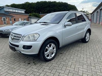 Mercedes ML320