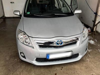 Toyota Auris Hybrid