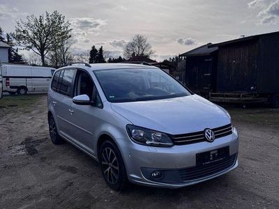 Gebraucht VW Touran 105 PS (77 kW) 2010 Silber Van / Kleinbus