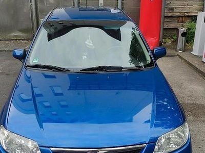 Gebraucht Mazda 323F Inclusive 2002 Blau Limousine