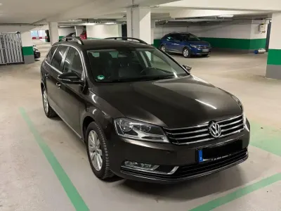 Gebraucht VW Passat Comfortline 160 PS (117 kW) 2012 Braun Kleinwagen