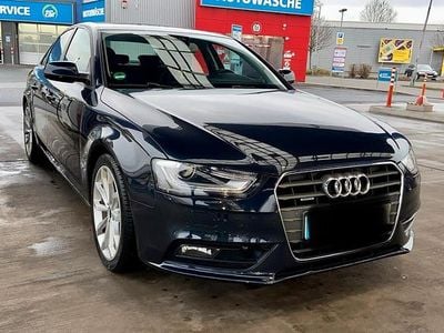 Gebraucht Audi A4 190 PS (139 kW) 2014 Blau Limousine