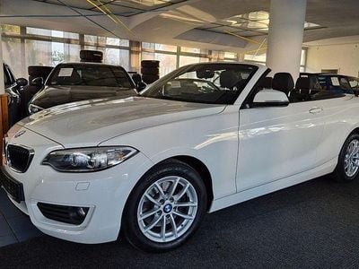 Gebraucht BMW 220 Sport Line 184 PS (135 kW) 2015 Weiß Cabrio