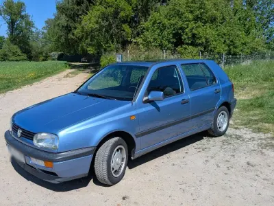 Gebraucht VW Golf III 90 PS (66 kW) 1994 Blau Kleinwagen