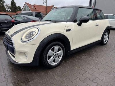 Weiß Gebraucht 2017 Mini Cooper Kleinwagen | 10.900 € (Guter Preis)