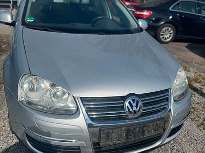 Gebraucht VW Golf V Trendline 105 PS (77 kW) 2008 Silber Kombi