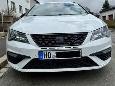 Używany Seat Leon ST 4Drive 300 KM (220 kW) 2020 Biały Kombi