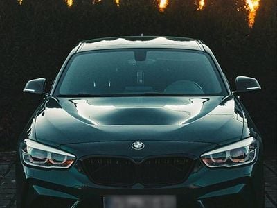 Usata BMW 118 Sport Line 150 CV (110 kW) 2018 Andere farben Utilitaria