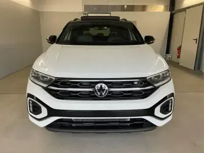 Usata VW T-Roc R-line 190 CV (139 kW) 2025 Nero SUV