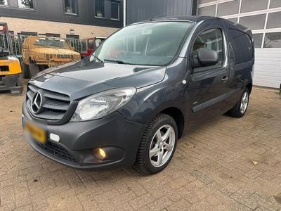Mercedes Citan 109