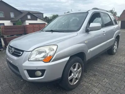 Gebraucht Kia Sportage 150 PS (110 kW) 2010 Silber SUV