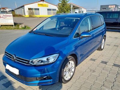 Blau Gebraucht 2022 VW Touran Highline Van / Kleinbus | 24.999 € (Guter Preis)