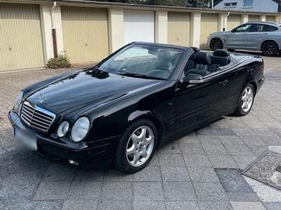 Used Mercedes CLK320 218 HP (160 kW) 1998 Black Cabriolet