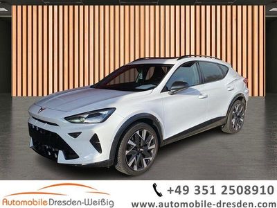 Weiß weiß (metallic) Gebraucht 2025 Cupra Formentor VZ SUV | 35.980 € (Superpreis)