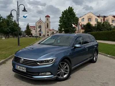Gebraucht VW Passat Highline 150 PS (110 kW) 2015 Blau Kombi