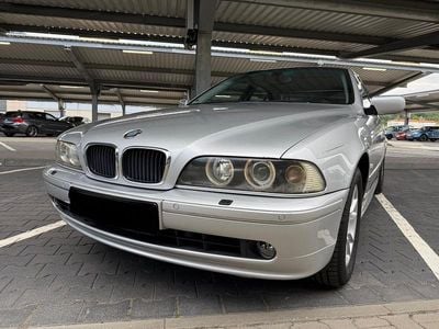 BMW 525