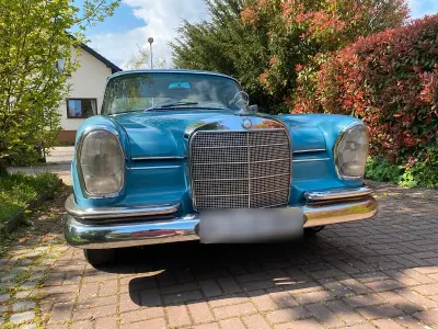 Gebraucht Mercedes 220 127 PS (93 kW) 1965 Blau Limousine