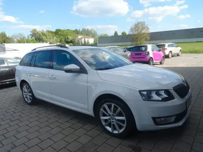 Gebraucht Skoda Octavia Elegance 140 PS (102 kW) 2014 Weiß Kombi