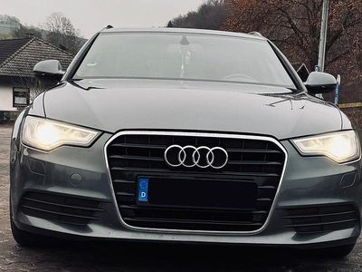 Grau Gebraucht 2011 Audi A6 Kombi | 11.800 € (Fairer Preis)