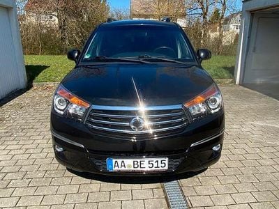 Gebraucht Ssangyong (KGM) Rodius 155 PS (114 kW) 2015 Schwarz Van / Kleinbus