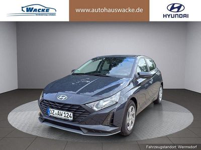 Gebraucht Hyundai i20 Select 79 PS (58 kW) 2025 Farbe: grau Limousine