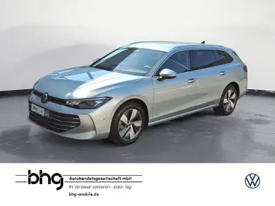 Gebraucht VW Passat Business 150 PS (110 kW) 2025 Silber Kombi