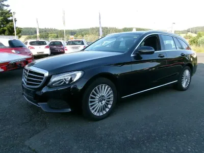 Gebraucht Mercedes C200 136 PS (100 kW) 2017 Obsidianschwarz  metalliclack Kombi